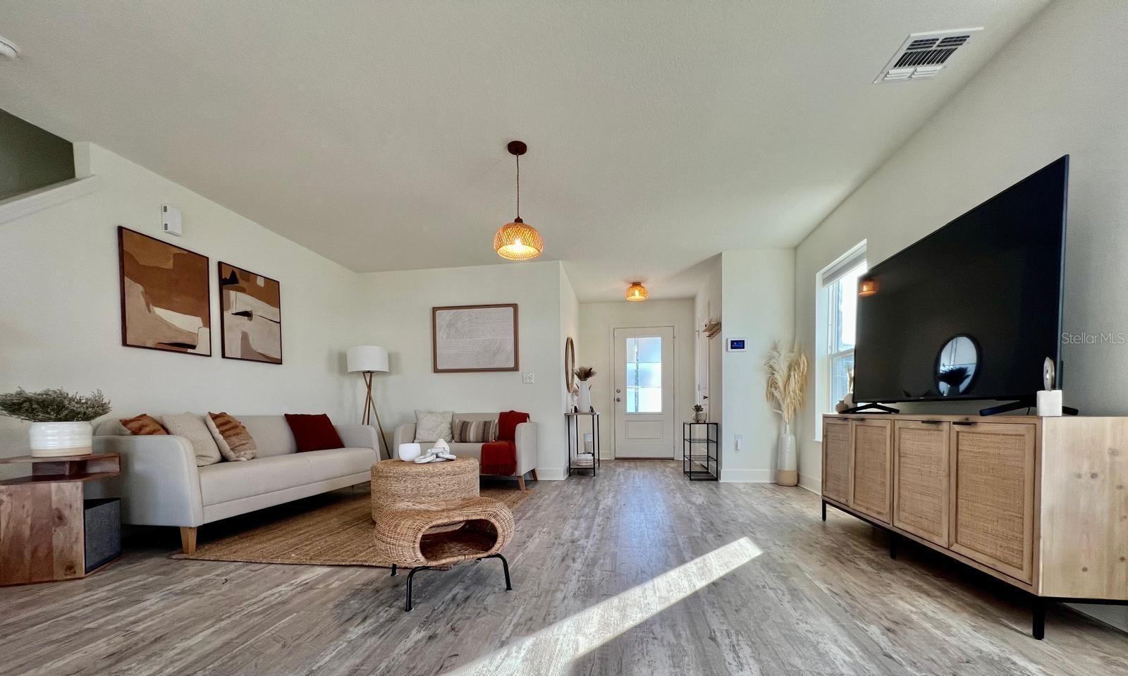 SANCTUARY PH 1B - Residential Lease