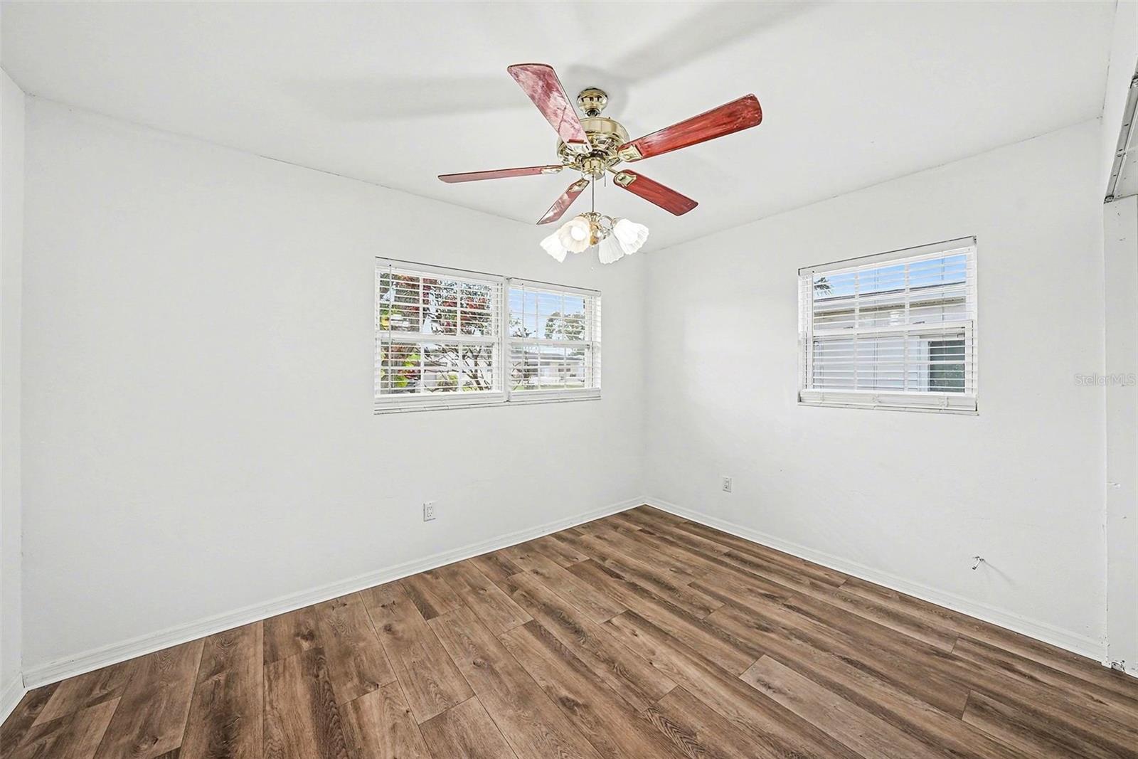 TOWNN COUNTRY PARK UN 01 - Residential Lease