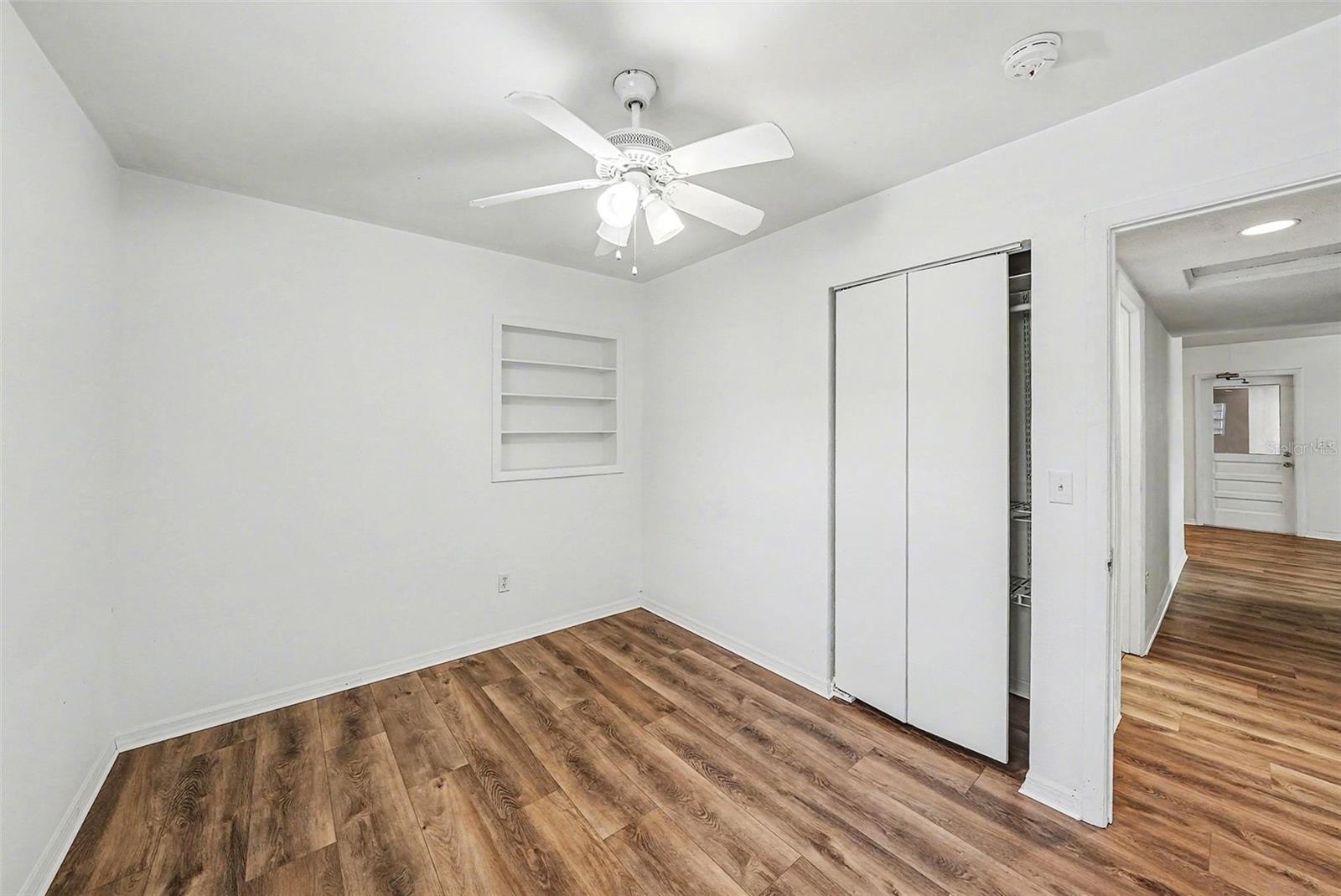 TOWNN COUNTRY PARK UN 01 - Residential Lease