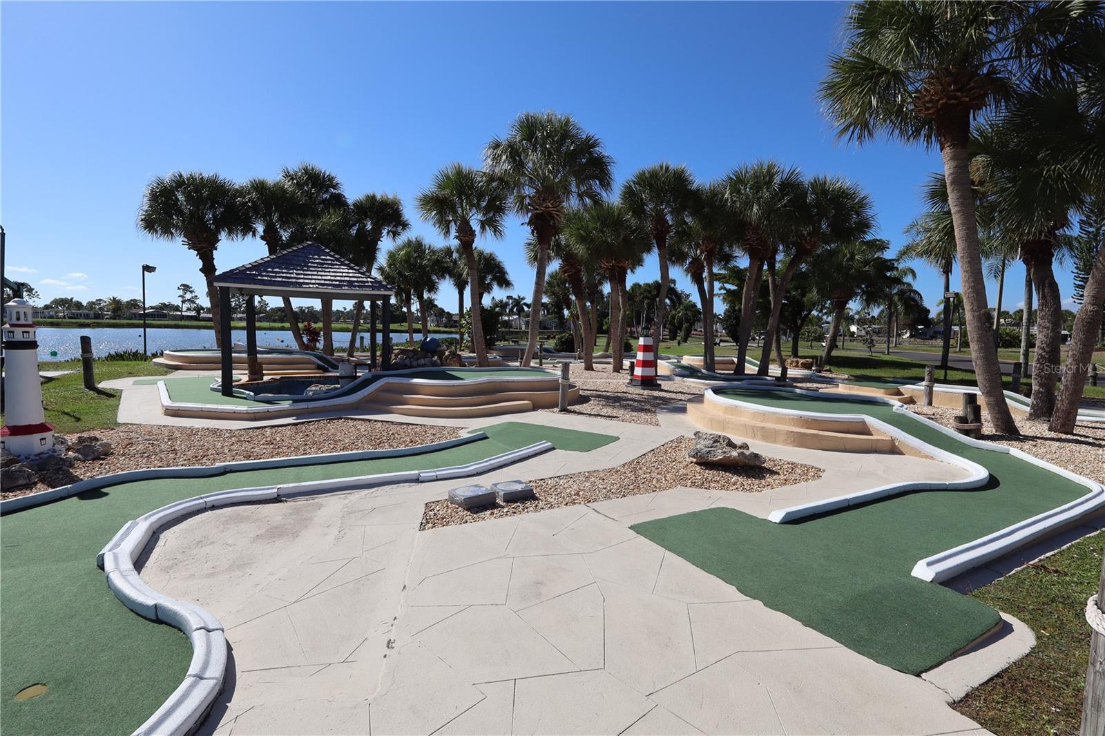 MAPLE LEAF ESTATES - Land