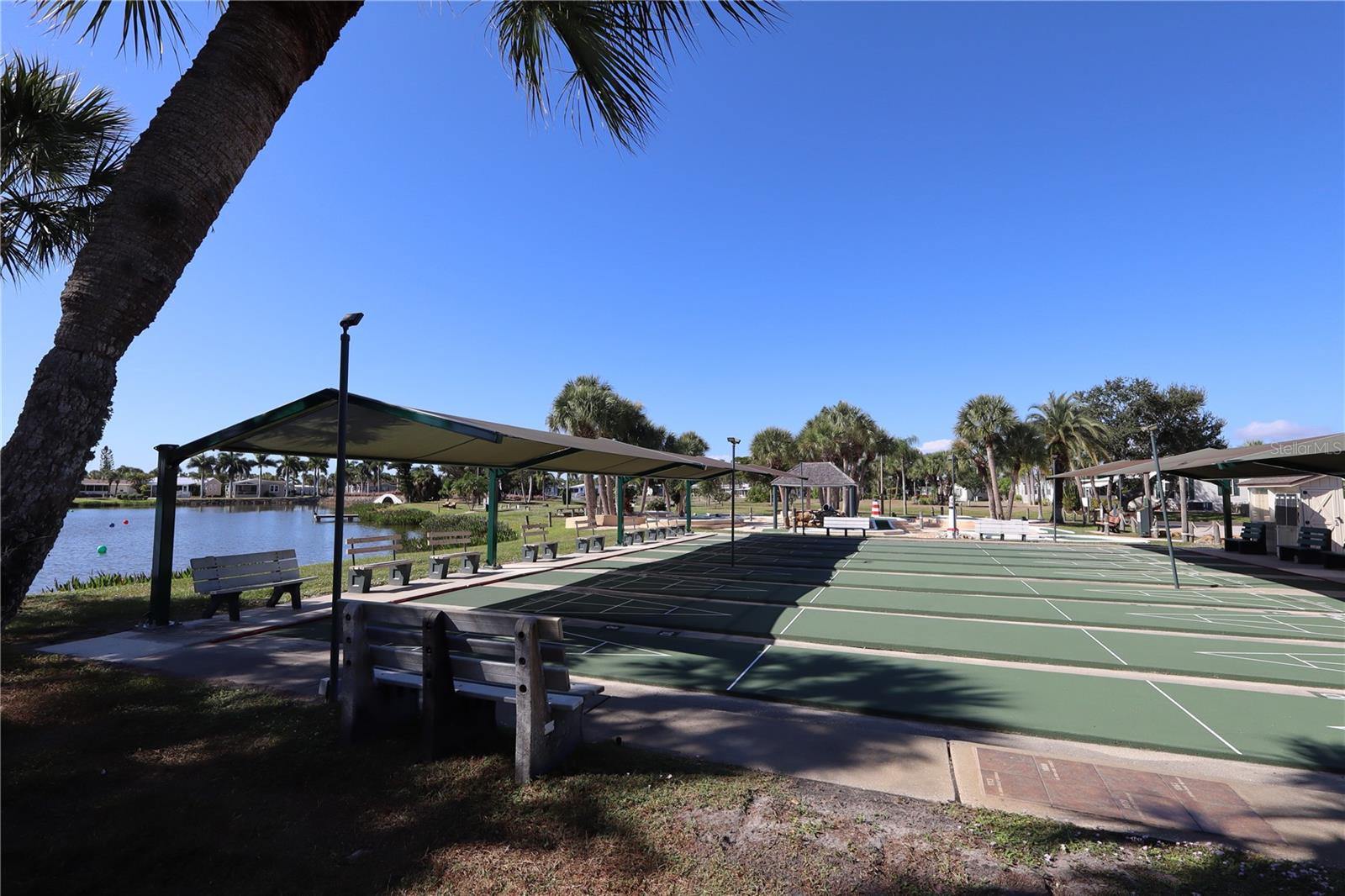 MAPLE LEAF ESTATES - Land