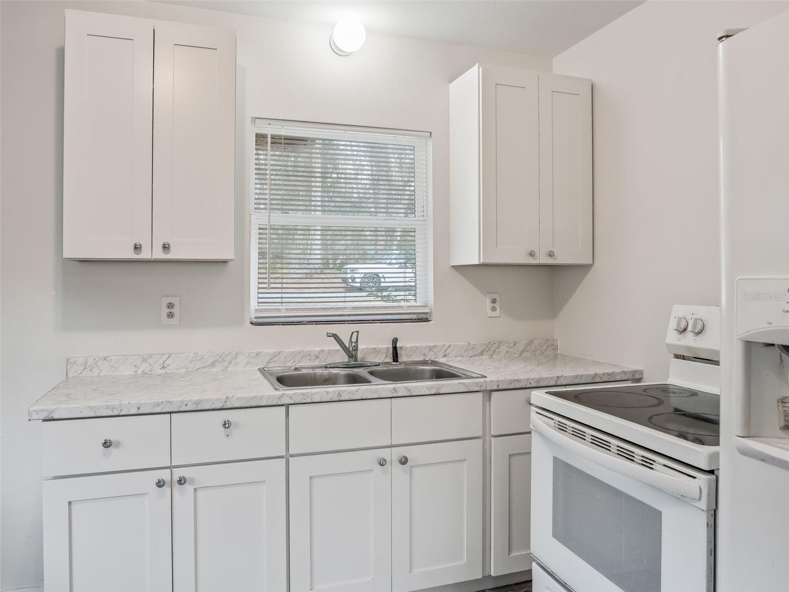 JERRY TAYLOR LANDING - Residential