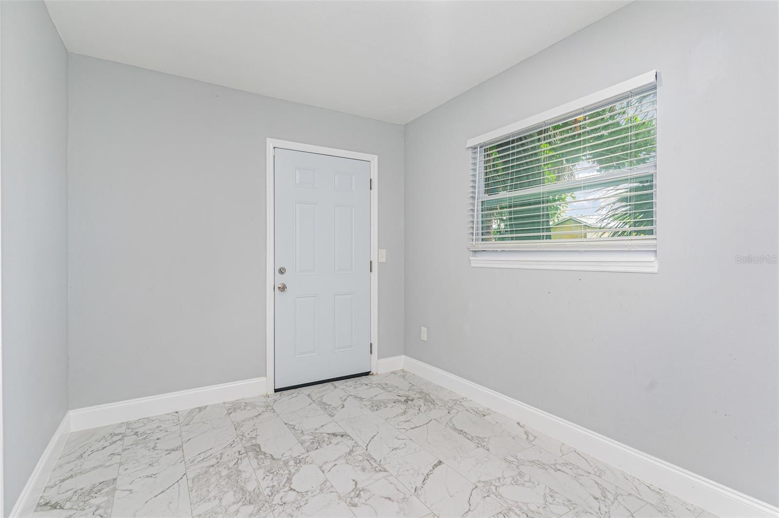 BOWE GARDENS - Residential