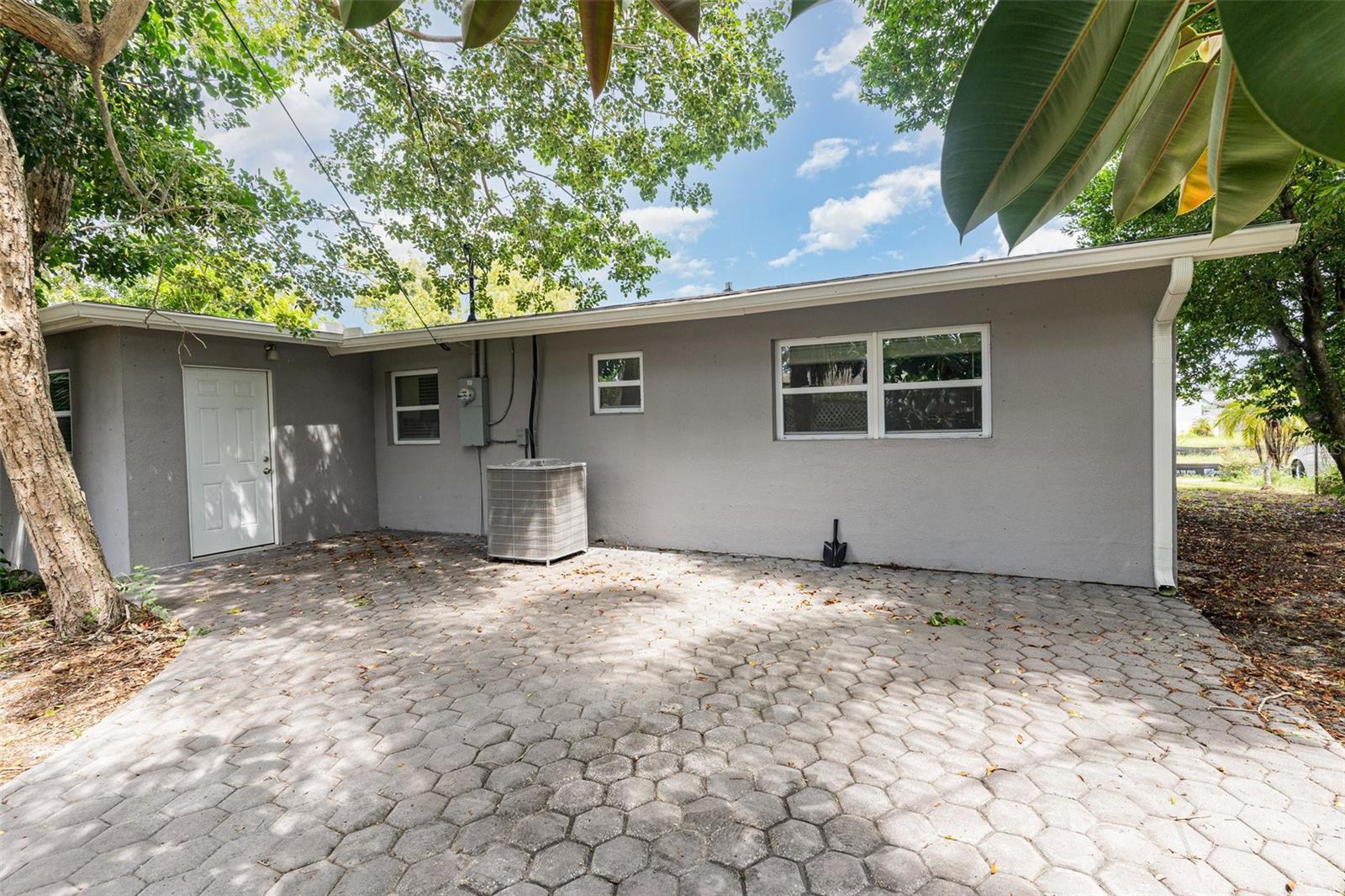 BOWE GARDENS - Residential