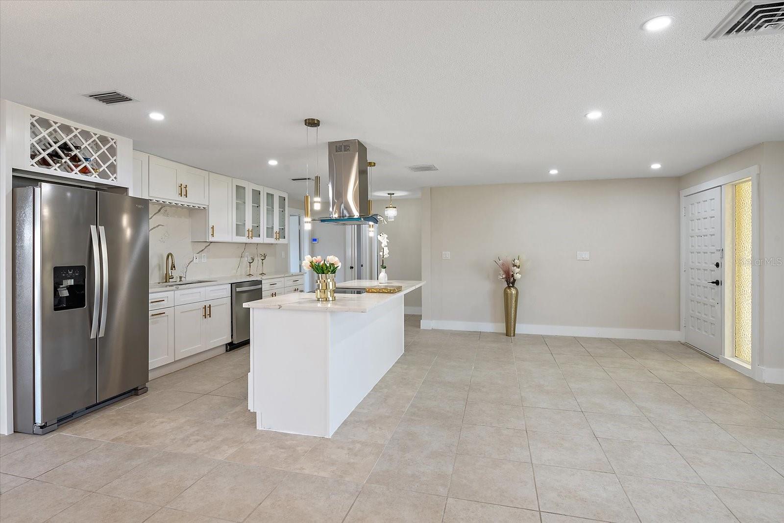 3370 HARBOR LAKE DRIVE