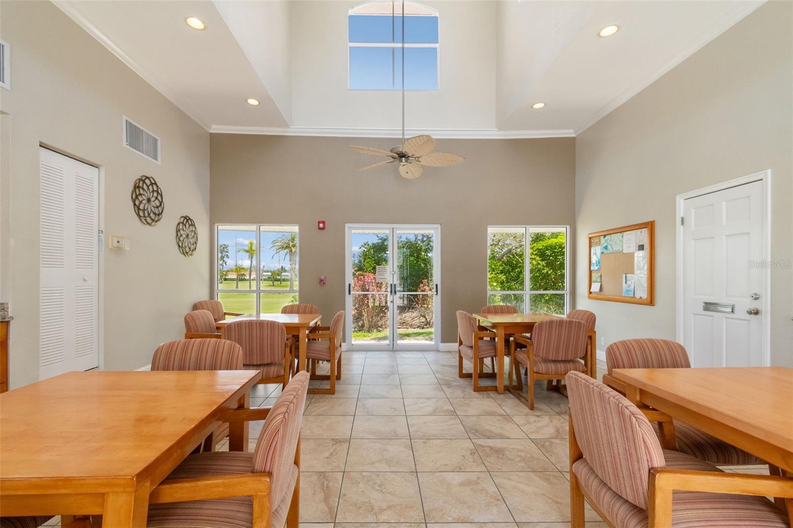VISTA VERDE UNIT II - Residential
