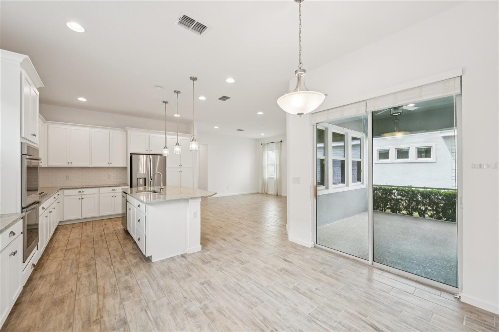 MIRABAY PARCELS 21 & 23 - Residential