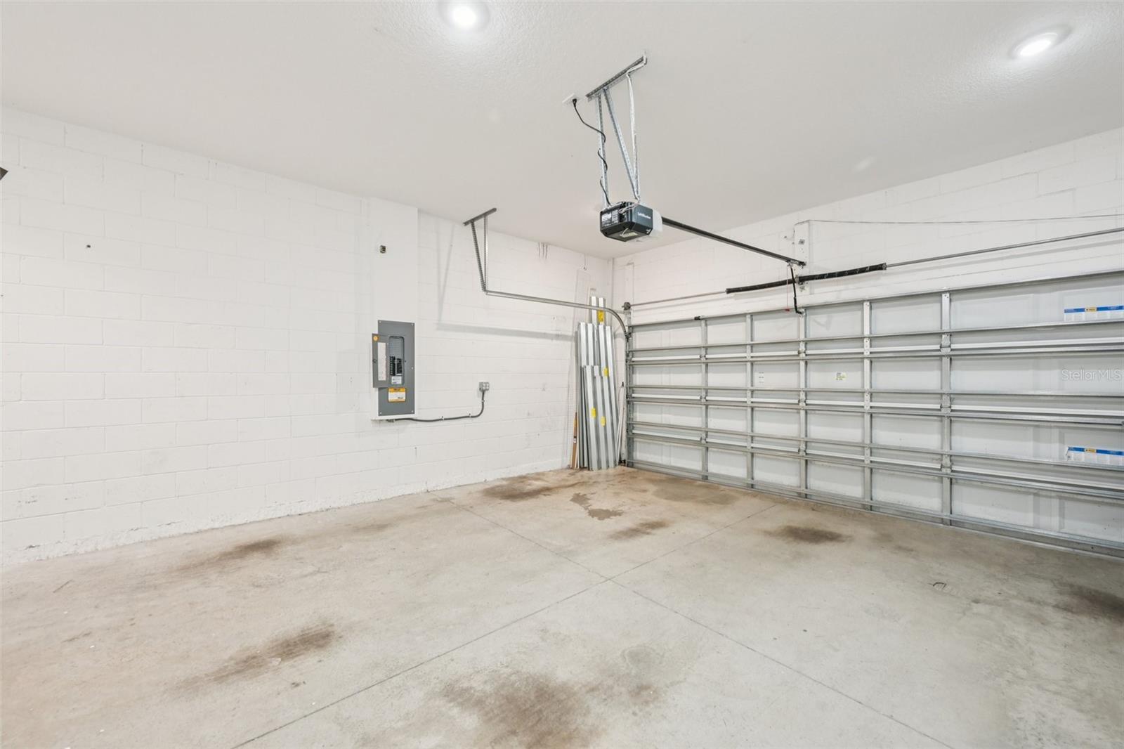 MIRABAY PARCELS 21 & 23 - Residential