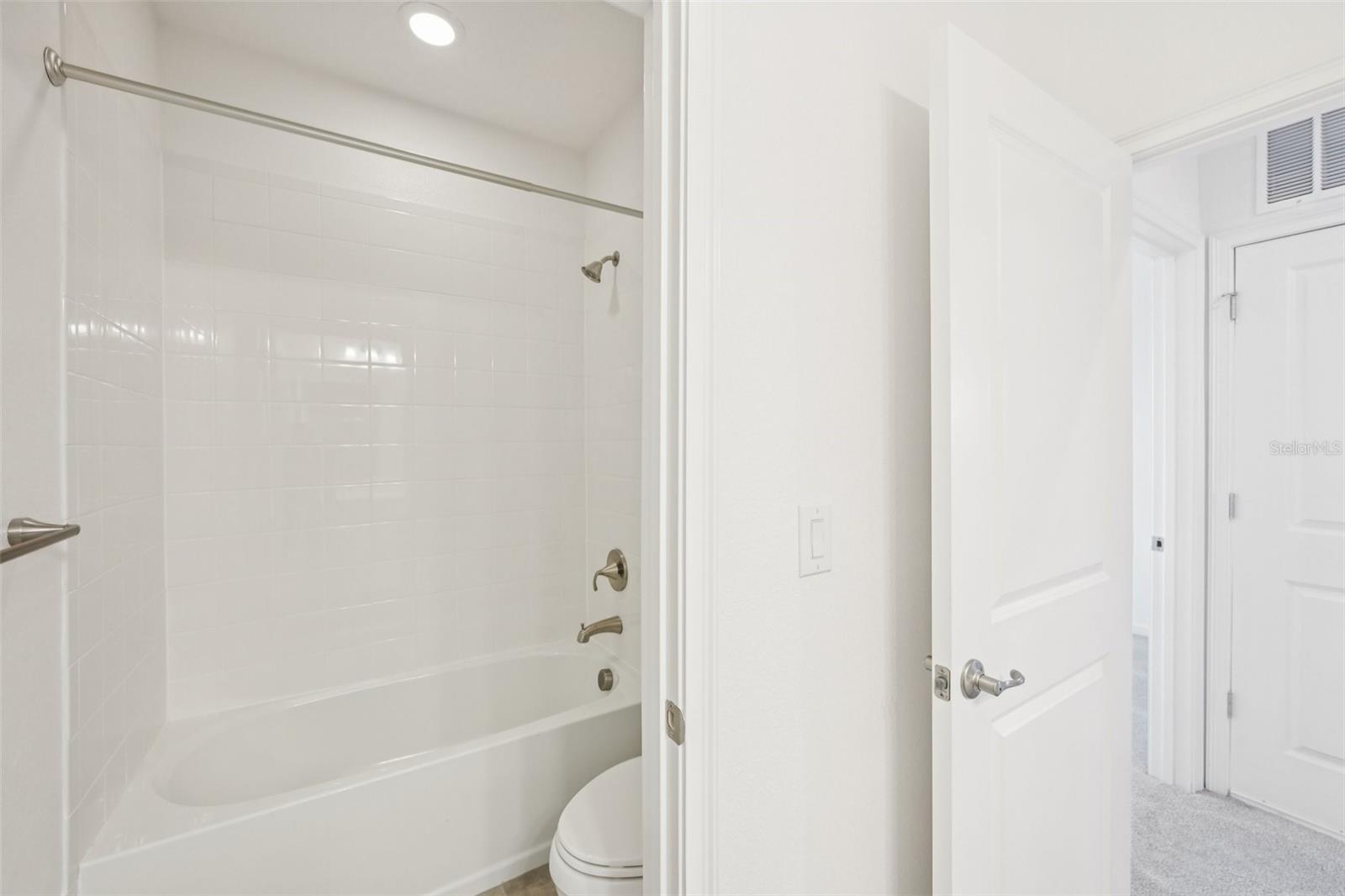 MIRABAY PARCELS 21 & 23 - Residential