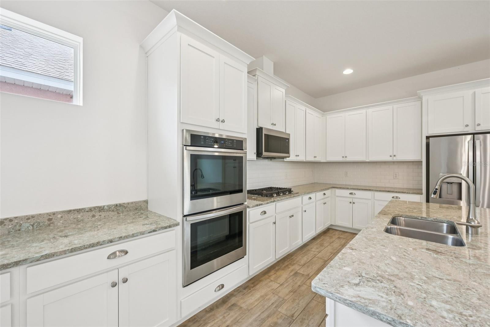 MIRABAY PARCELS 21 & 23 - Residential