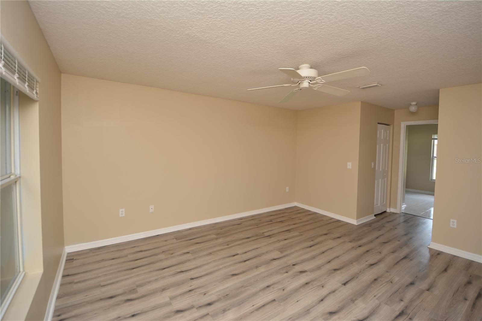 PINE GROVE - Residential Lease