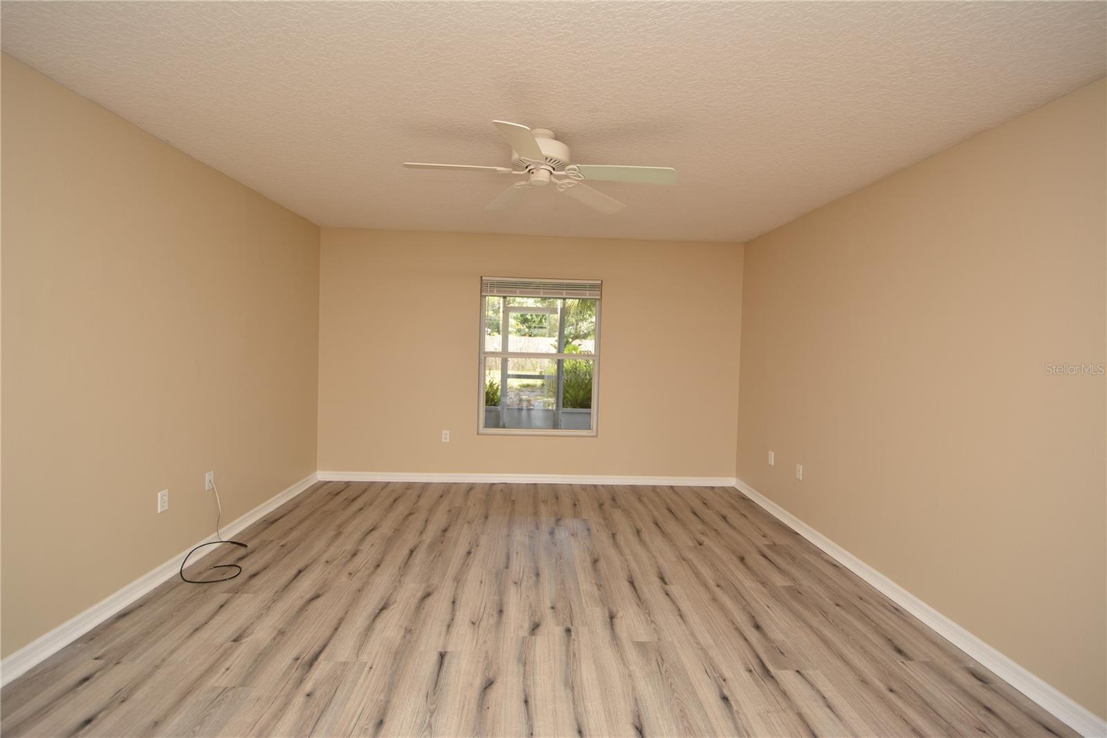 PINE GROVE - Residential Lease