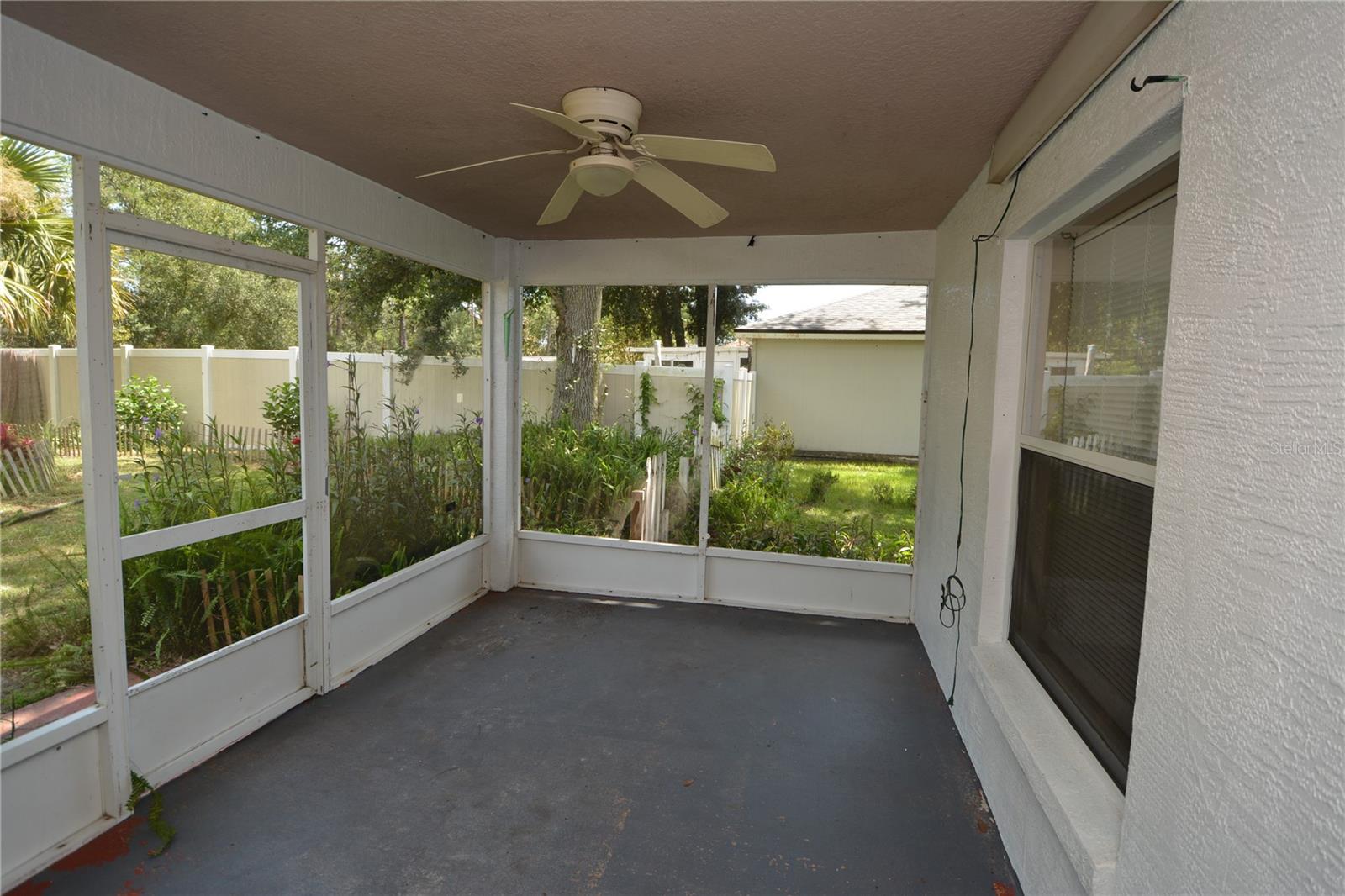 PINE GROVE - Residential Lease