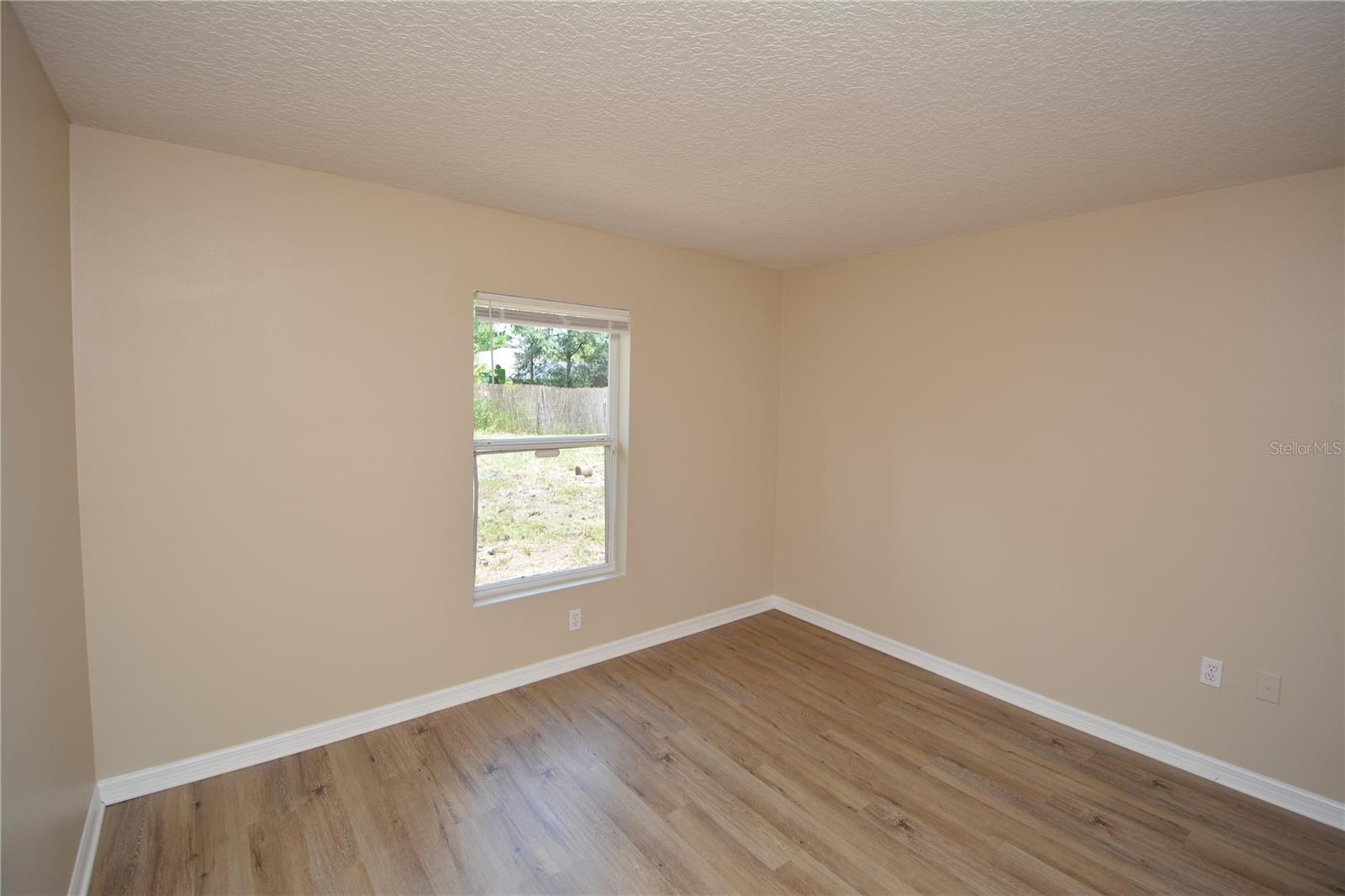 PINE GROVE - Residential Lease