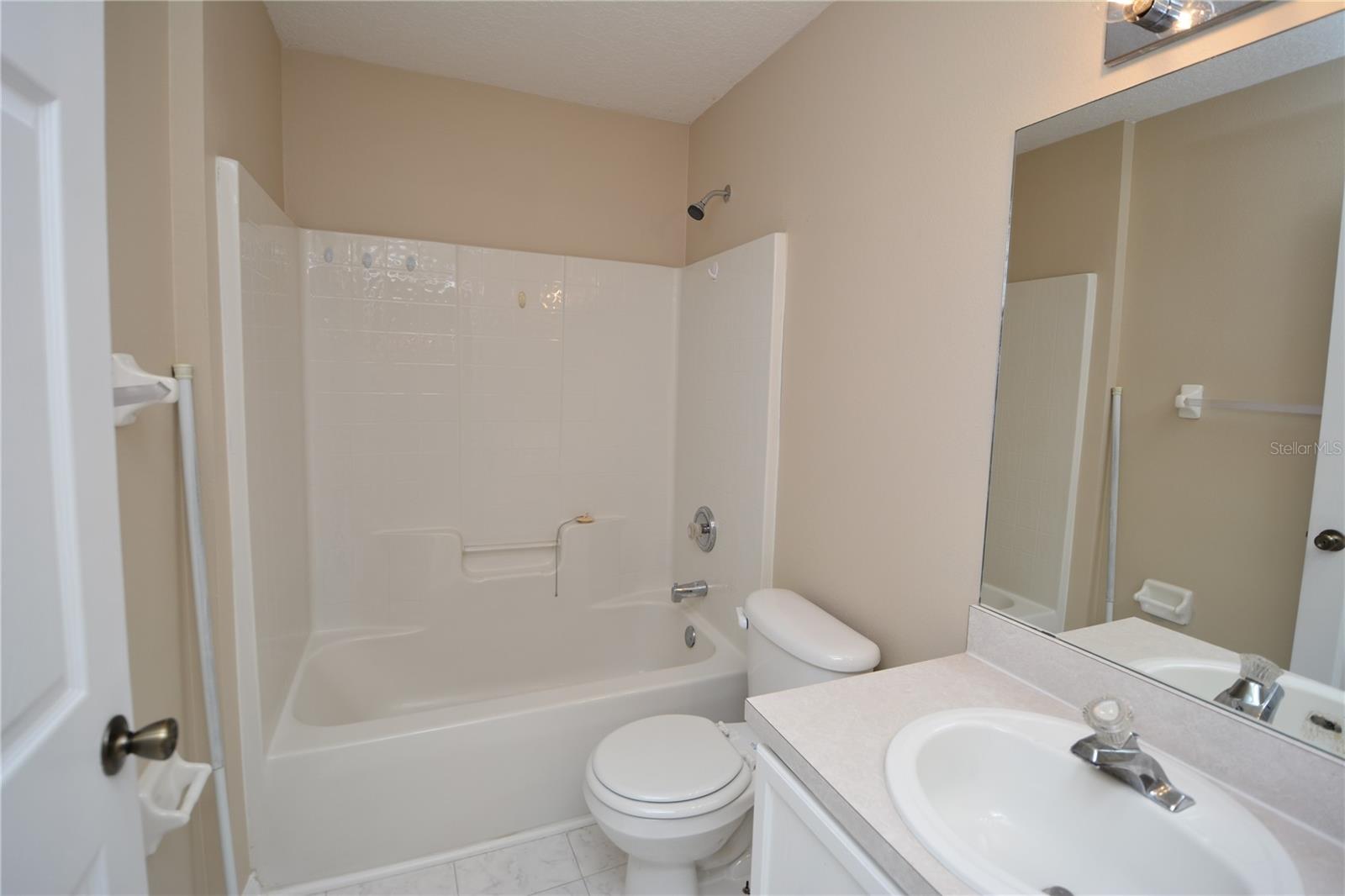 PINE GROVE - Residential Lease