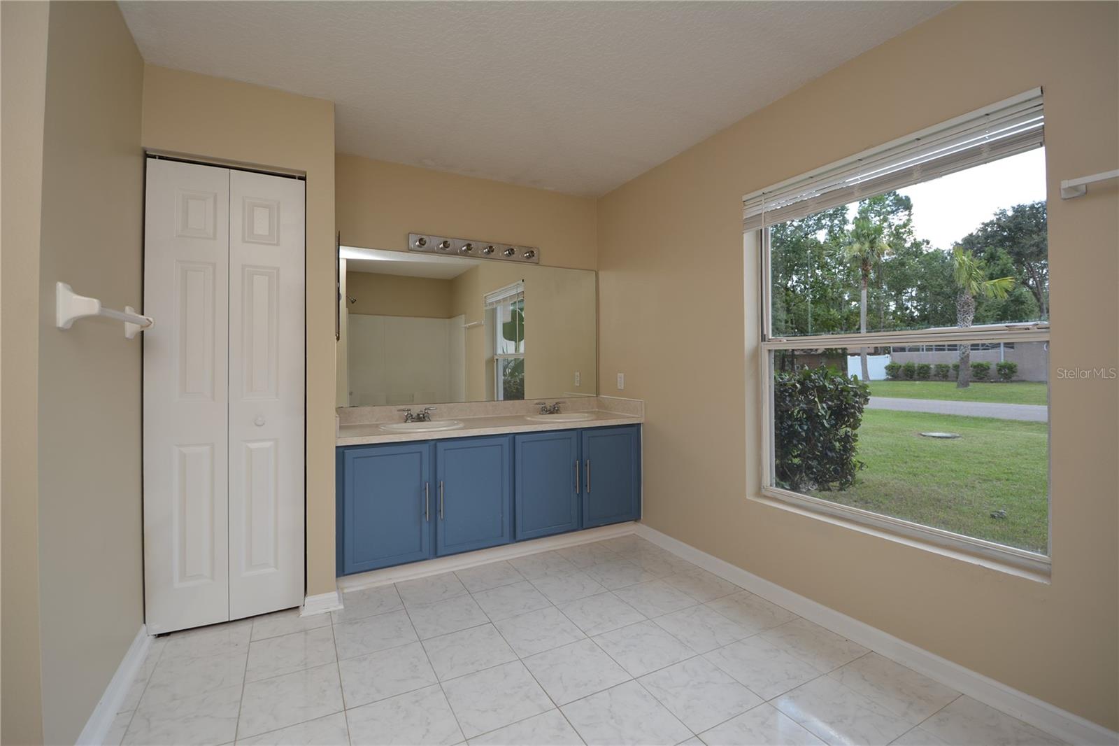 PINE GROVE - Residential Lease