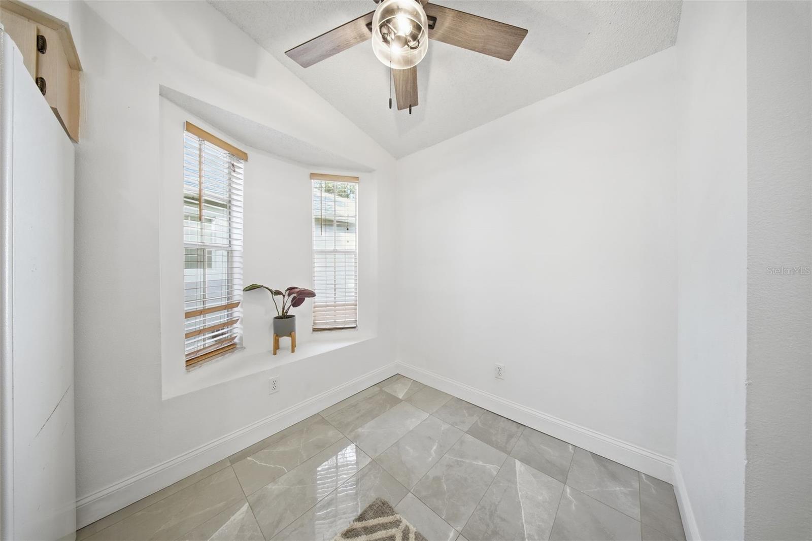 COUNTRYSIDE PALMS - Residential