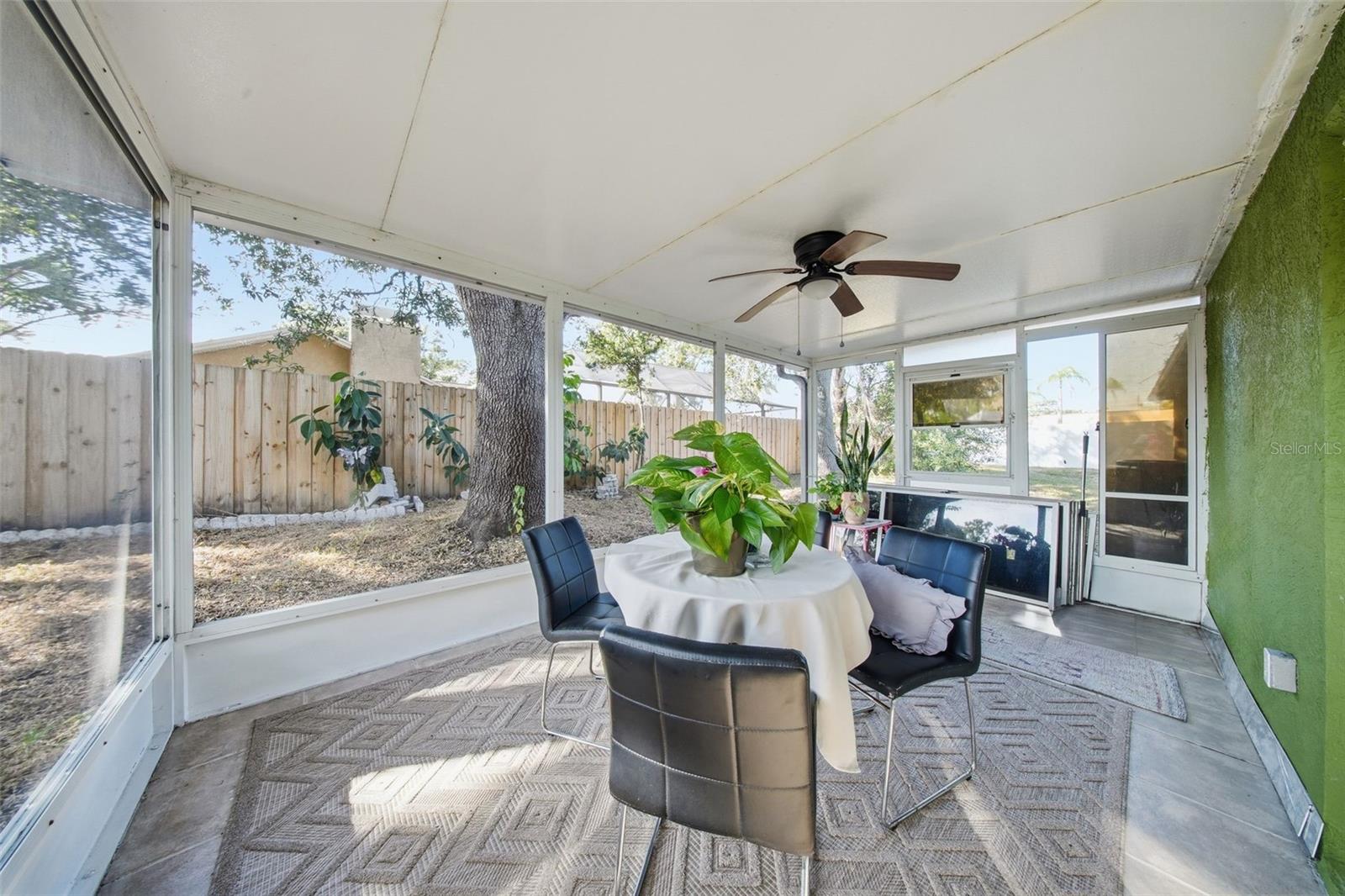 COUNTRYSIDE PALMS - Residential