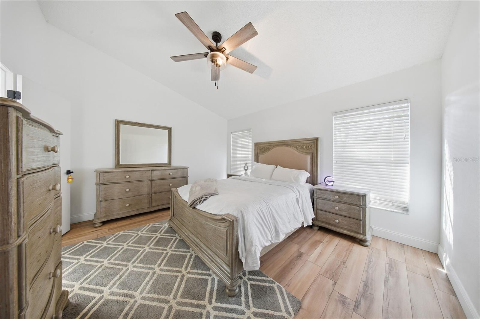 COUNTRYSIDE PALMS - Residential