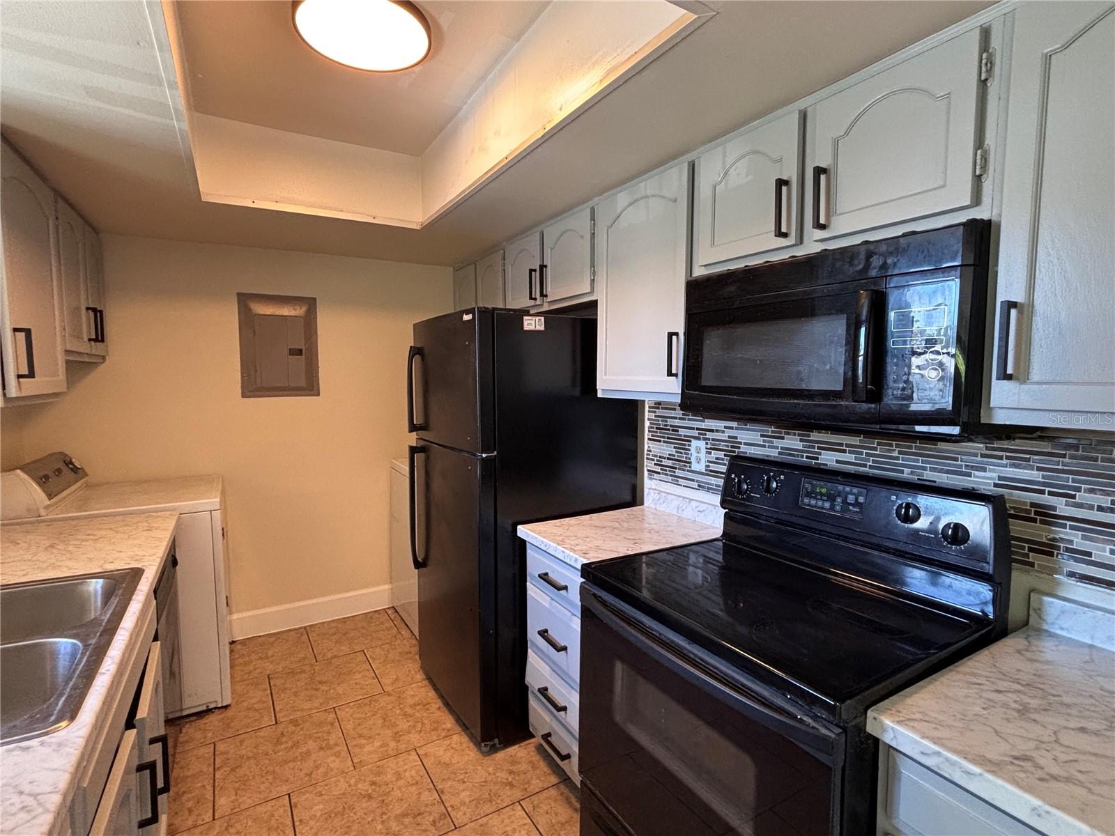 4318 AQUA VISTA DR K