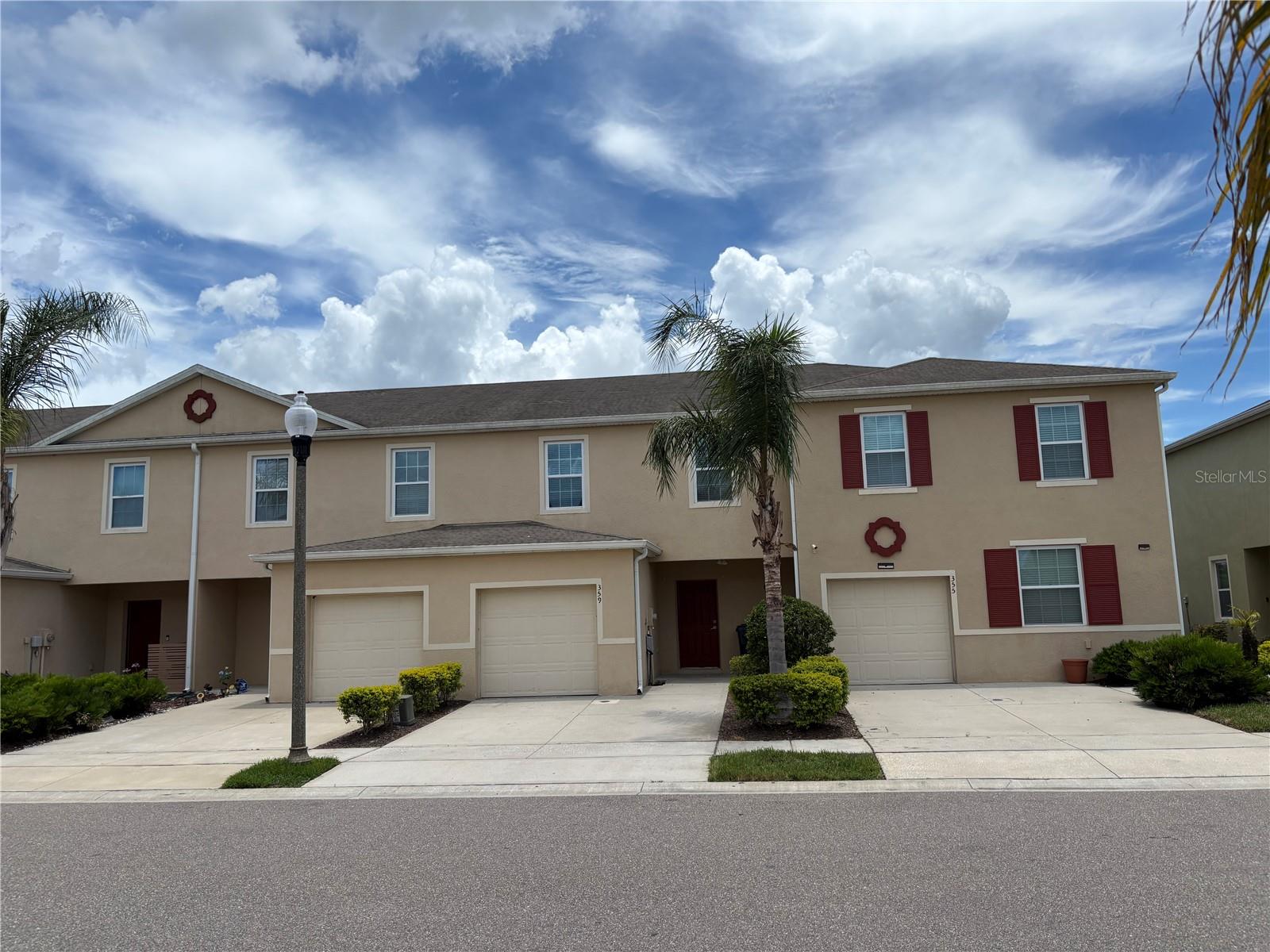 359 ARBOR LAKES DRIVE
