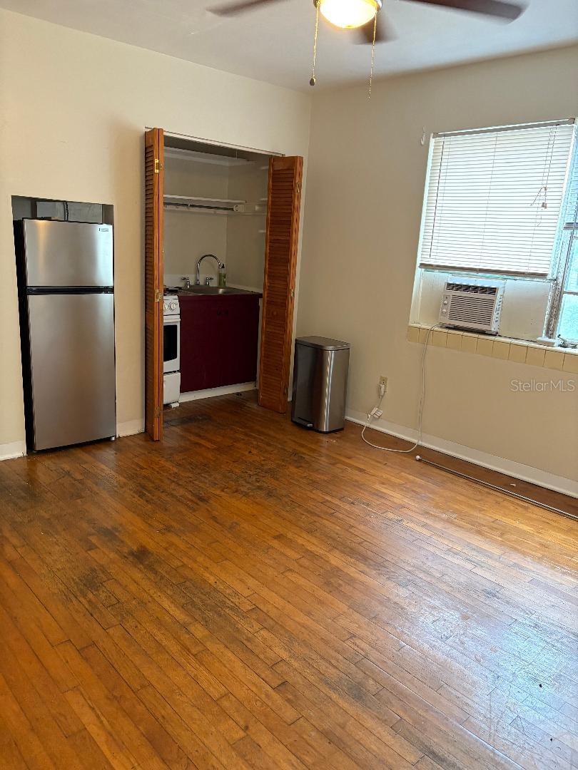 1112 SW 4TH AVENUE B