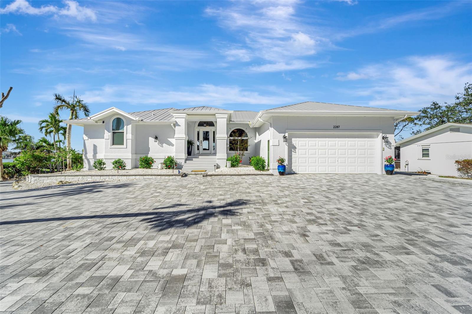 2287 BAYSHORE ROAD