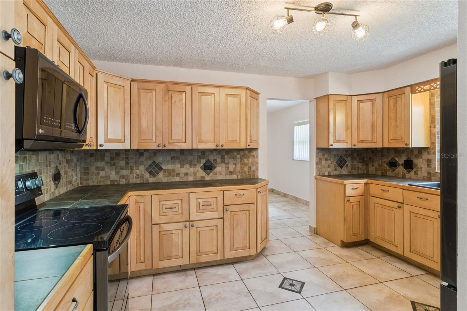 DAVENPORT - Residential
