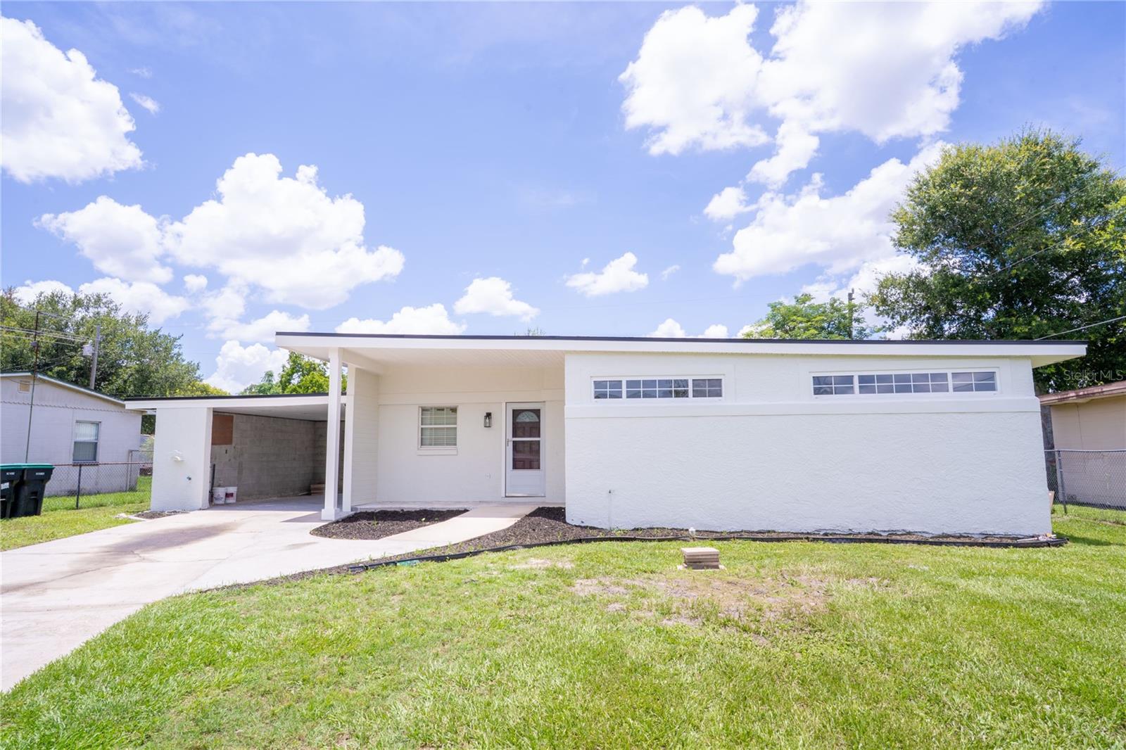 1824 DORRIS DRIVE