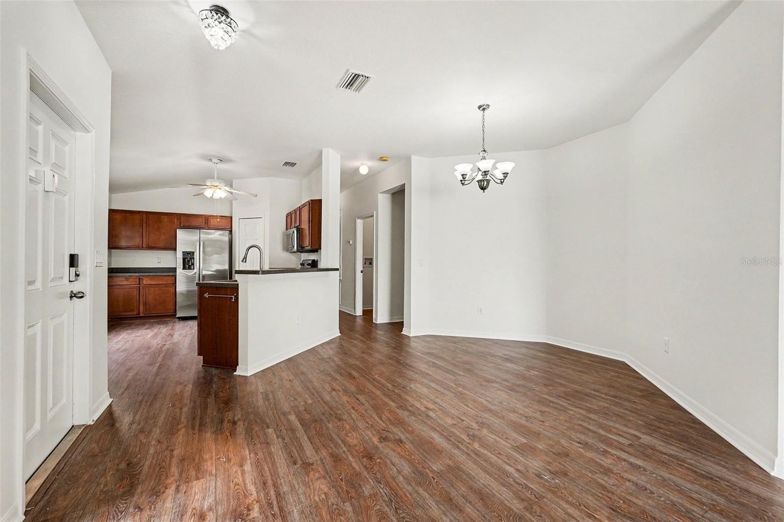 SPRING RIDGE - Residential