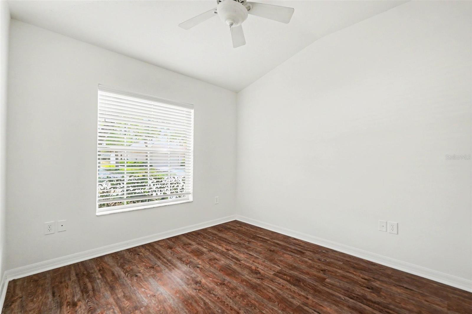 SPRING RIDGE - Residential