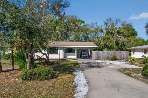 Photo of 6338 Beechwood Avenue, Sarasota, FL 34231 (MLS # A4685783)