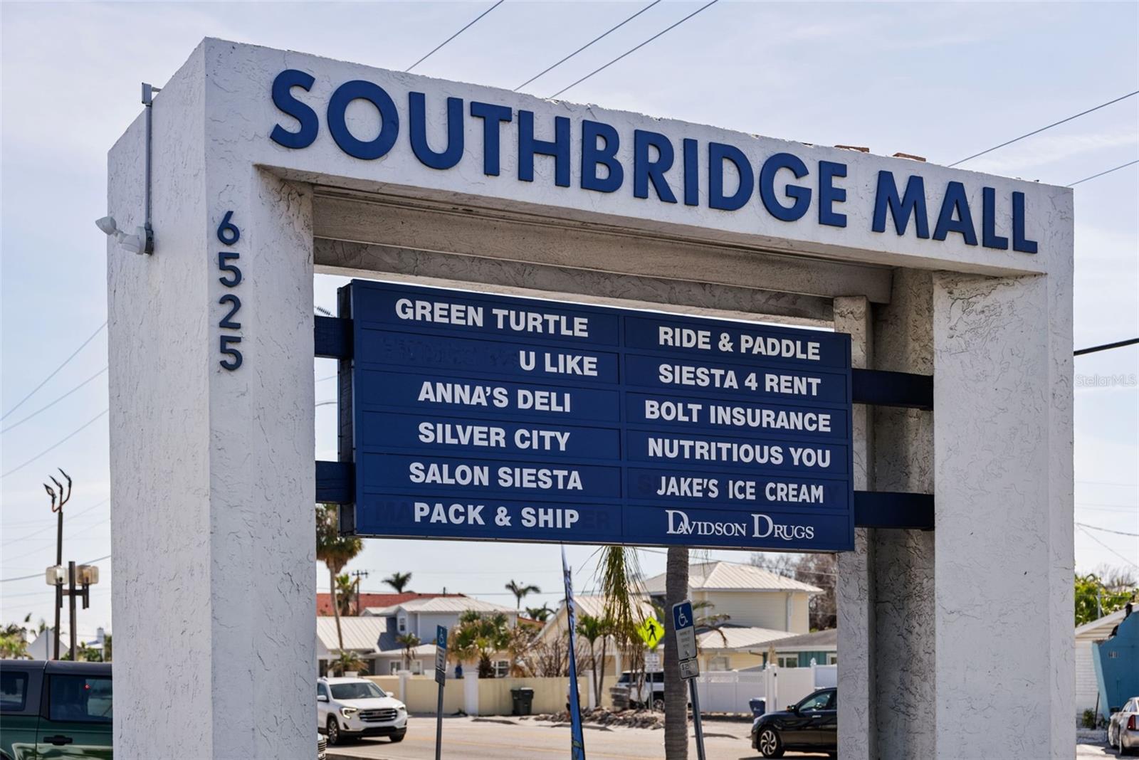 EMERALD HARBOR - Residential