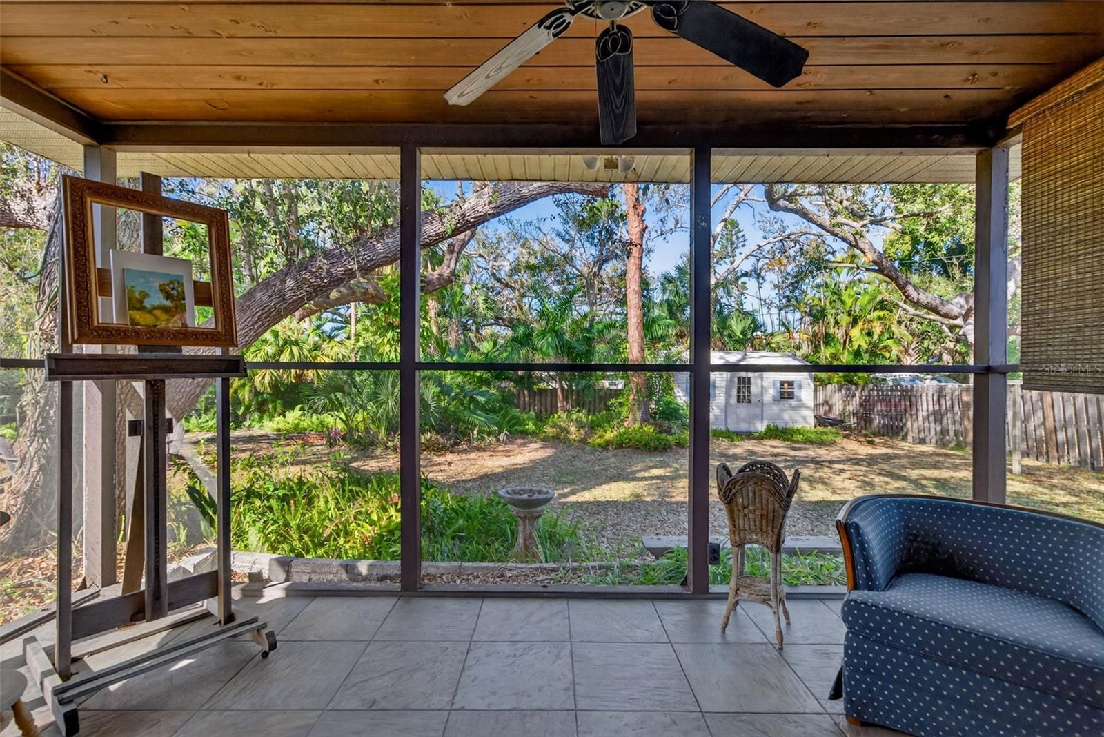 EMERALD HARBOR - Residential