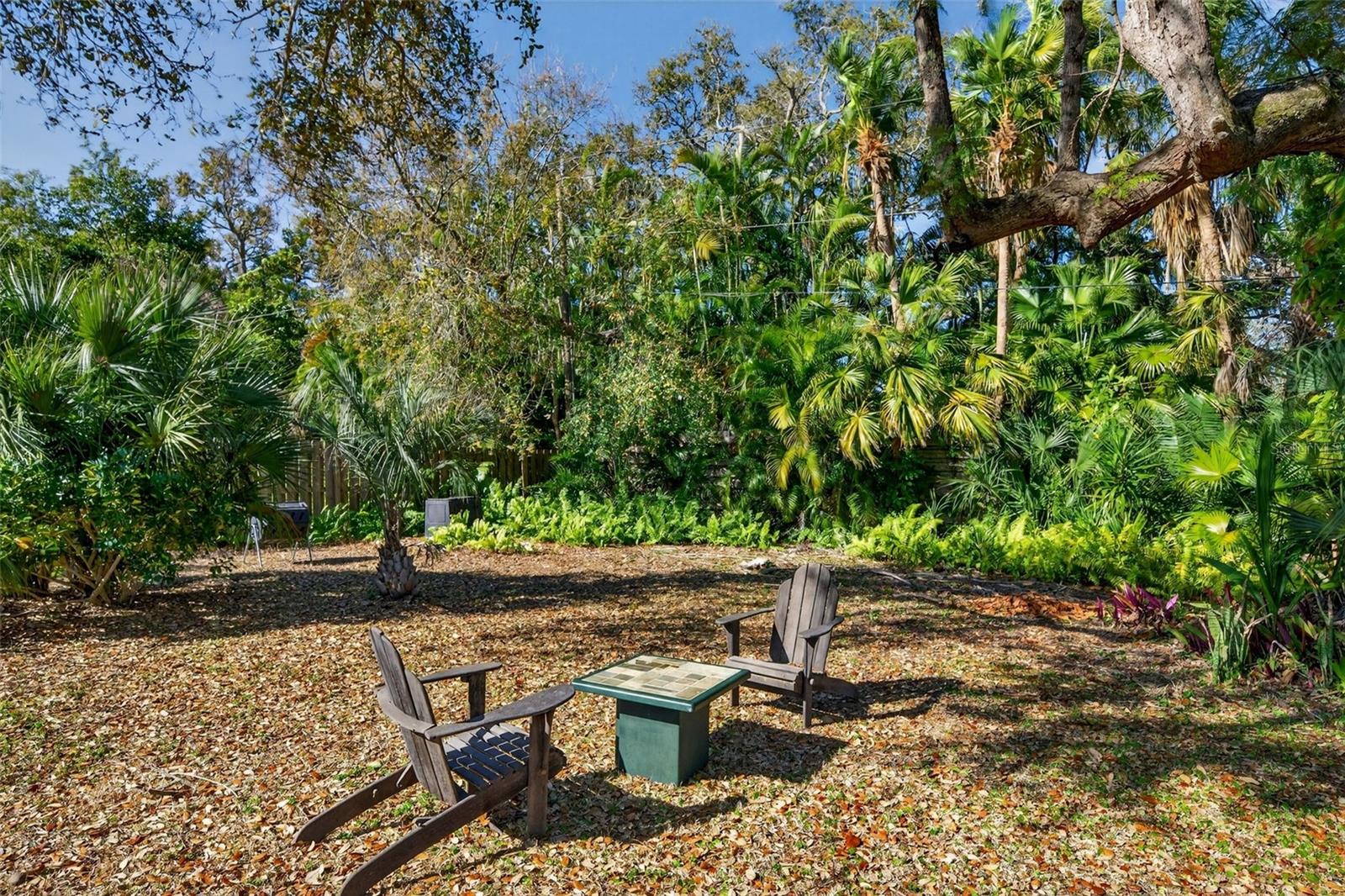 EMERALD HARBOR - Residential