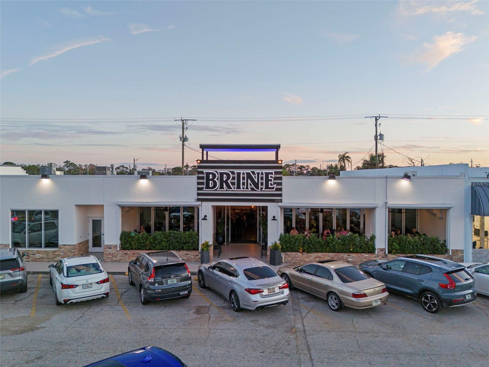 EMERALD HARBOR - Residential