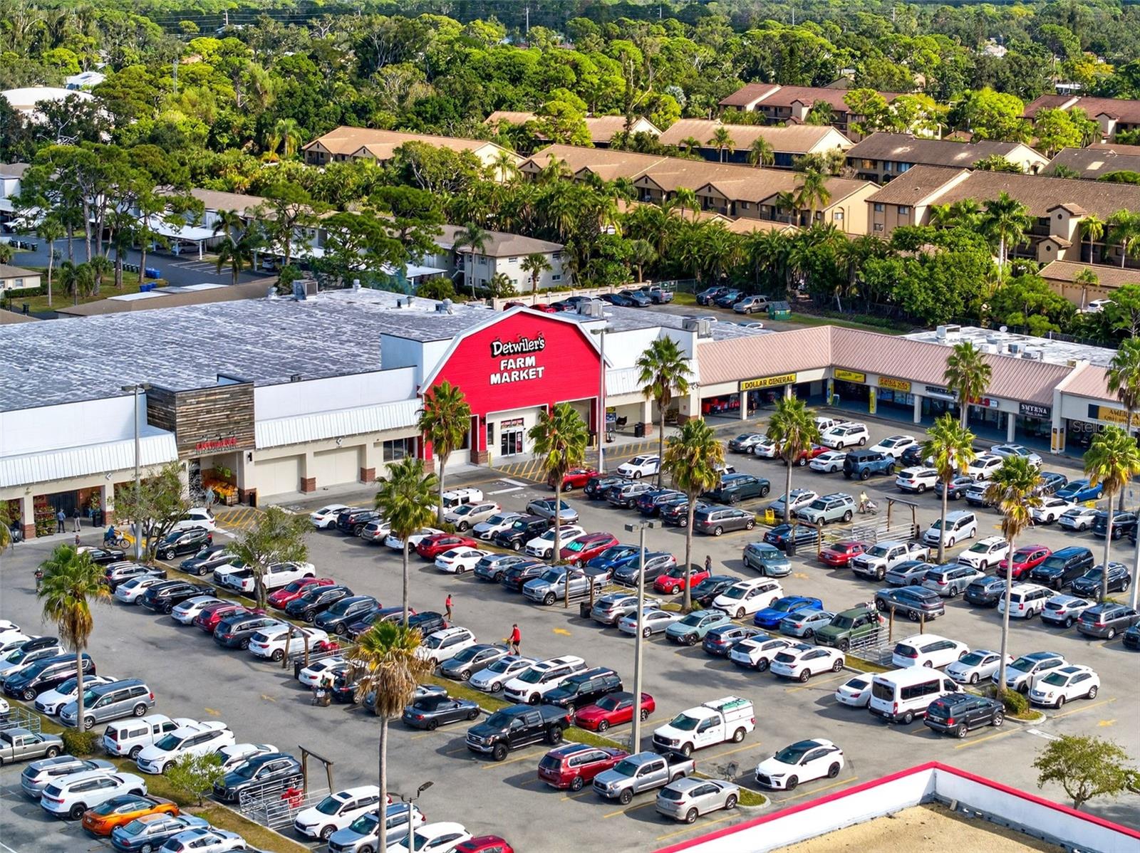 EMERALD HARBOR - Residential