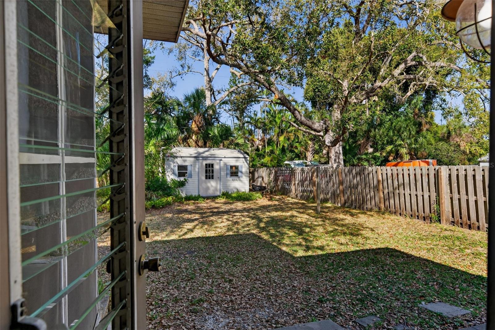 EMERALD HARBOR - Residential