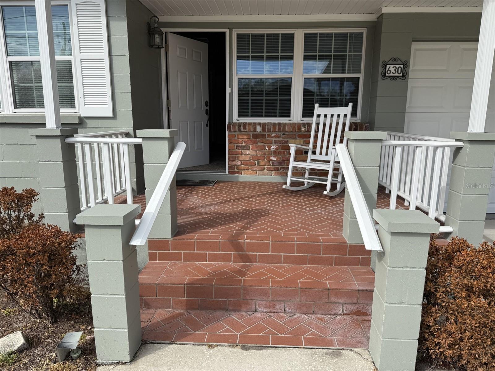 AZALEA PARK - Residential