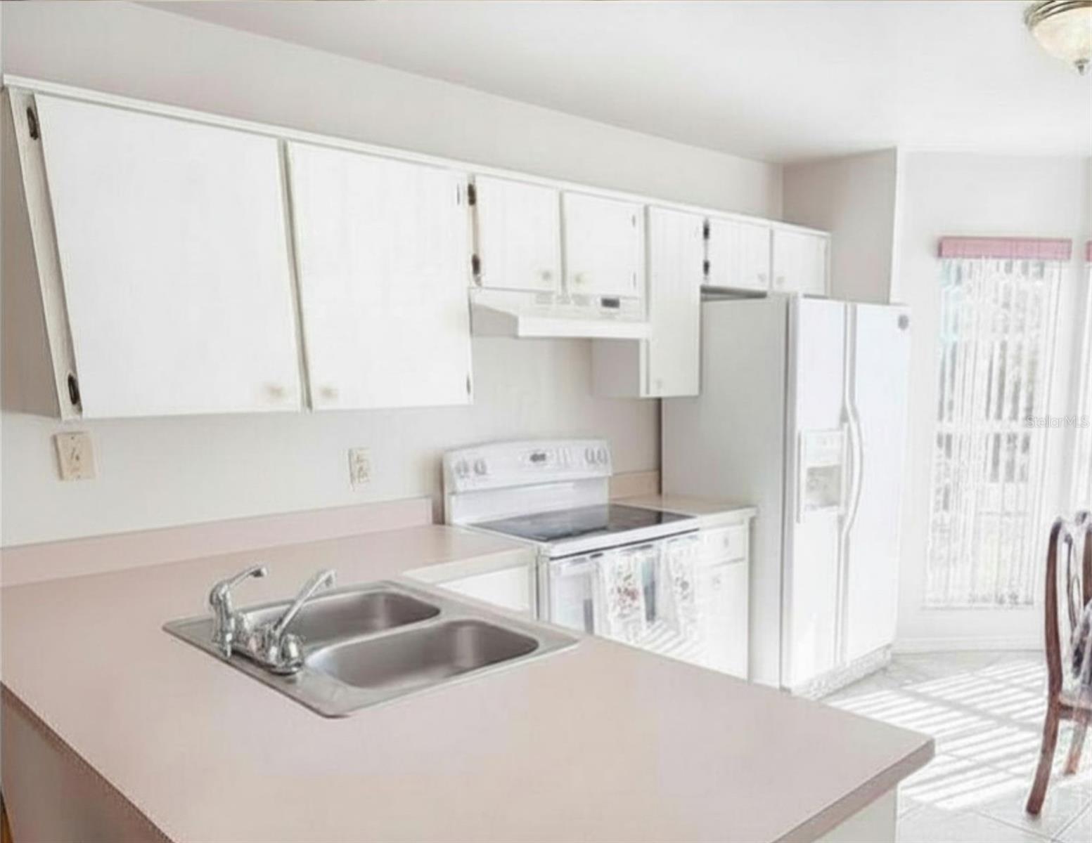 WINTER PARK OAKS - Residential