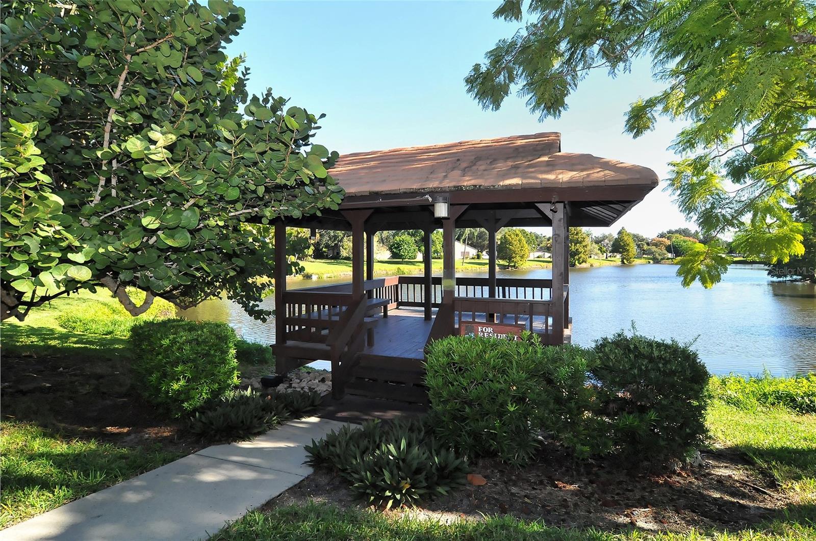 GLEN OAKS MANOR HOMES PH 2 - Residential