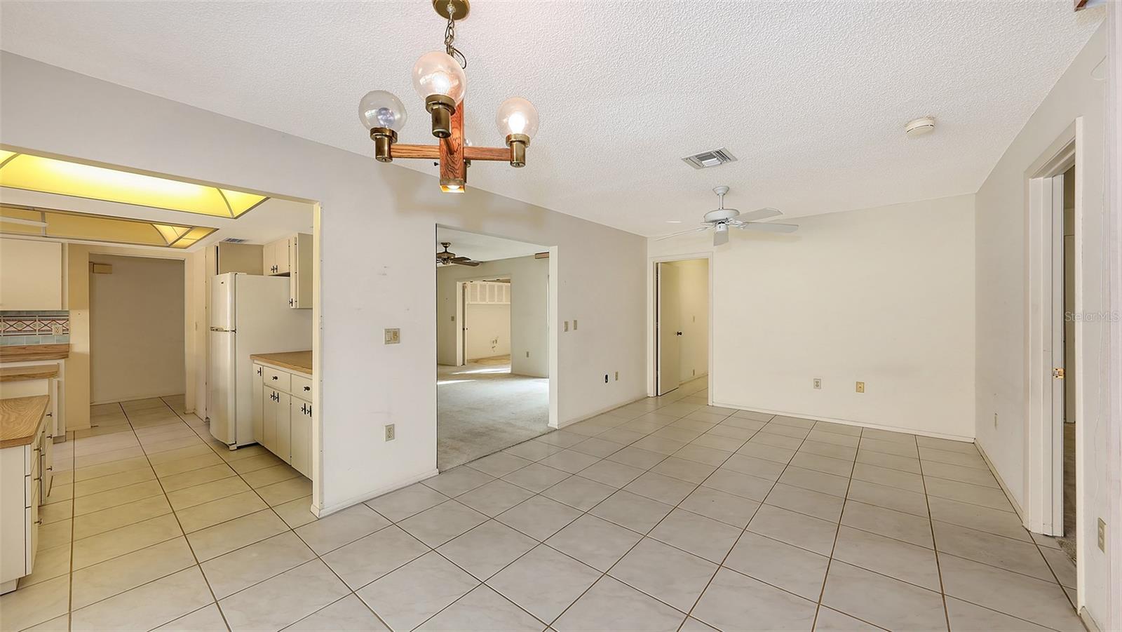 GLEN OAKS MANOR HOMES PH 2 - Residential