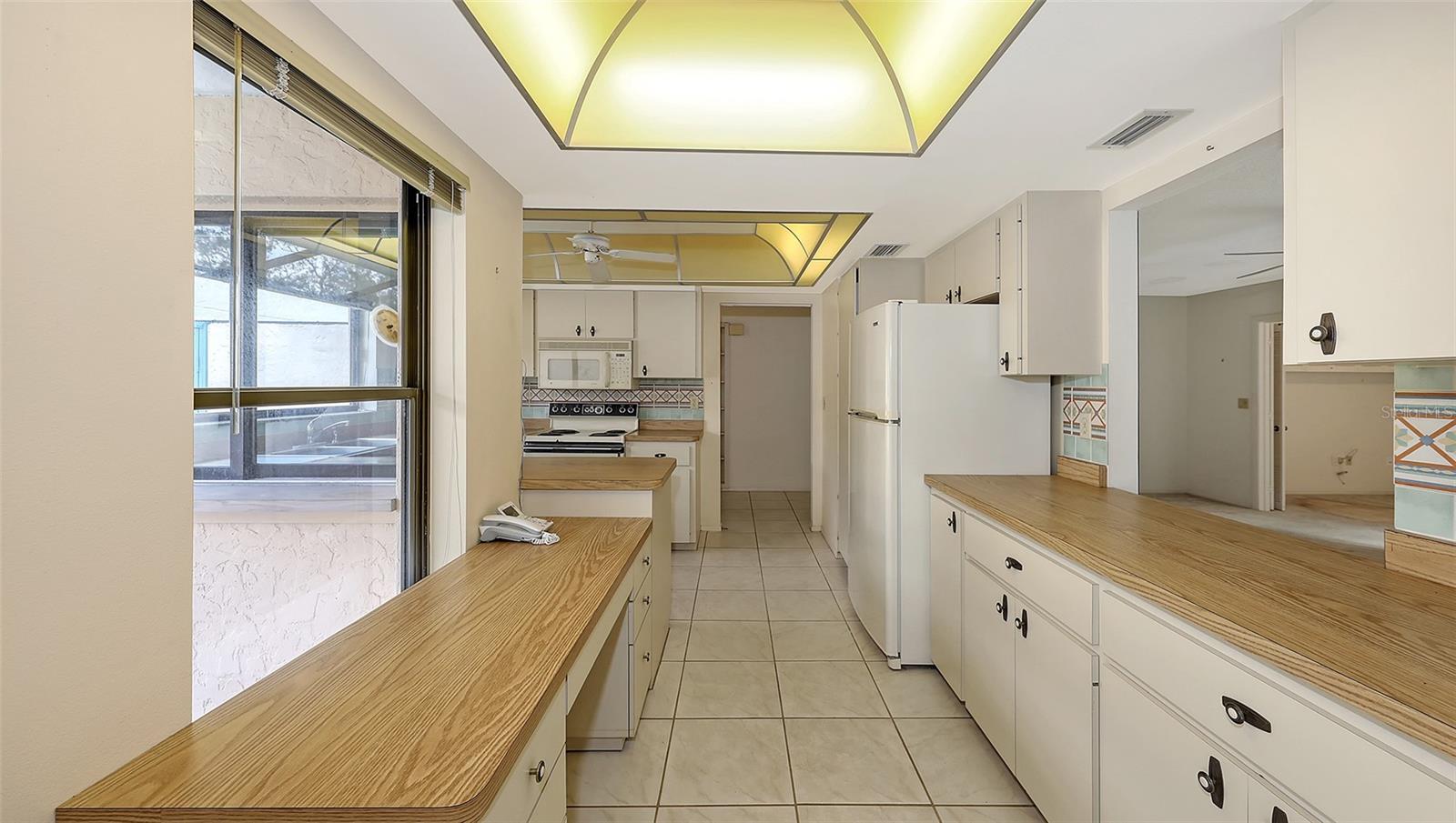 GLEN OAKS MANOR HOMES PH 2 - Residential