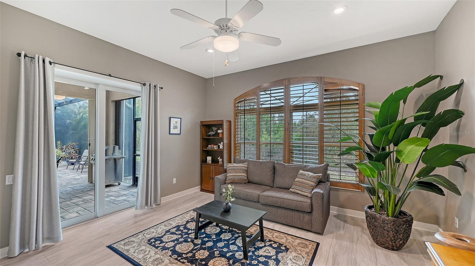 UNIVERSITY PARK - Residential