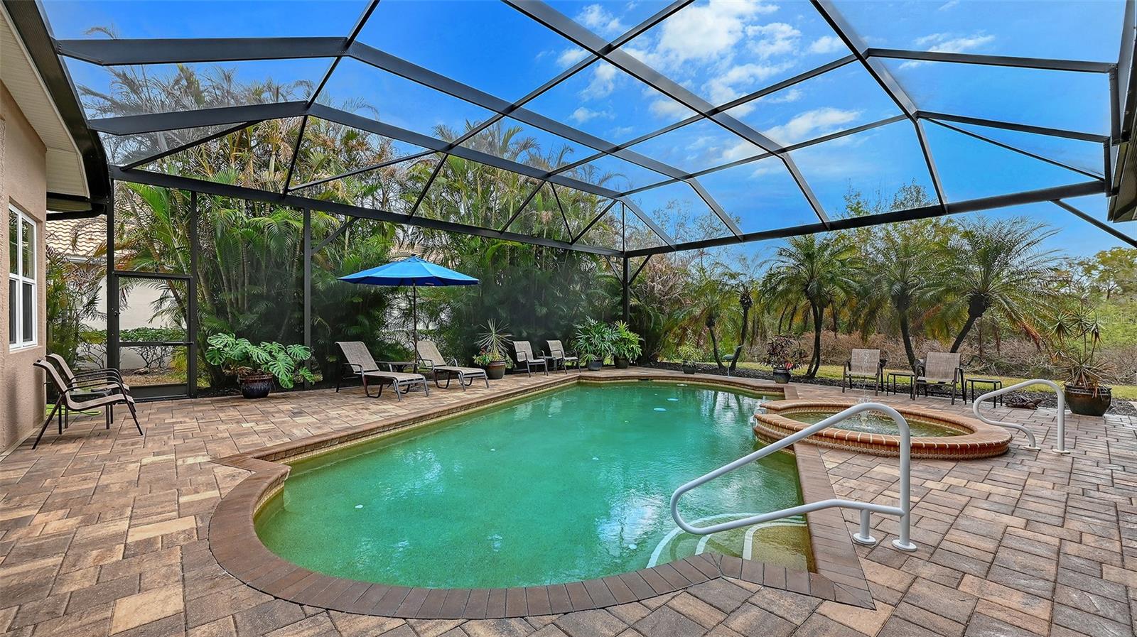 UNIVERSITY PARK - Residential