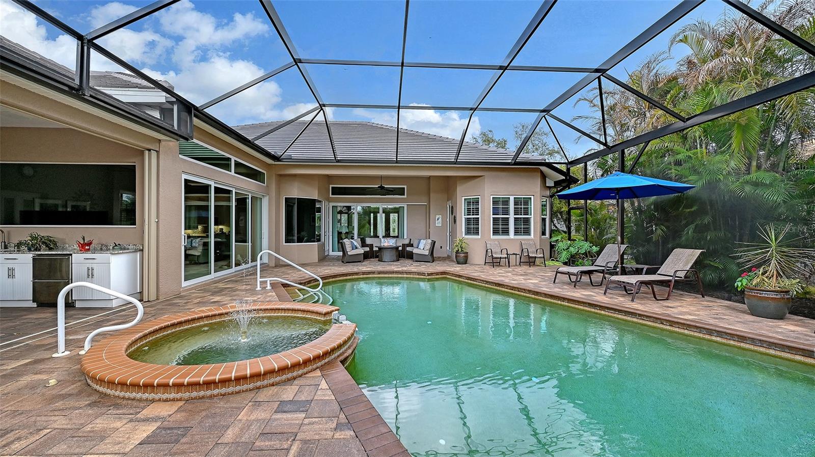 UNIVERSITY PARK - Residential