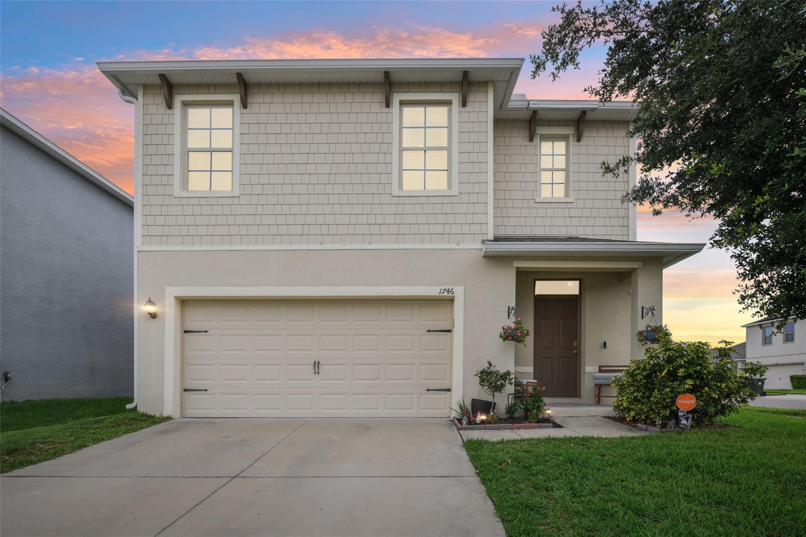 Gorgeous 5 Bedroom, 3 FULL Bath home on large corner lot is MOVE IN READY. Open concept with gourmet kitchen, Granite, Designer backsplash, HUGE CENTER ISLAND, Stainless Appliances is perfect for hosting large family gatherings. Large great room and adjoining dining space is exactly what everyone is looking for. First floor bedroom and full bath are perfect for overnight guests. Inviting Master Retreat has lovely tray ceiling, oversized walk in closet and adjoining Master Bath with dual sinks, Garden Tub and Separate Shower. 4 additional bedrooms, Full Bath, and loft area finish off the second floor. Step outside onto the covered lanai and paver patio area, great for BBQ's and entertaining. HUGE fenced yard, tile throughout first floor, freshly painted and ceiling fans are just some of the many beautiful touches on this home. The gated community of Oak Trail Reserve provides great amenities, such as community Pool & Cabana, Open Green Space & Nature Trails, Playground area. Conveniently located to shops, restaurants, and the West Orange Trail. Easy access to highways, theme parks and Orlando International Airport. See it TODAY!