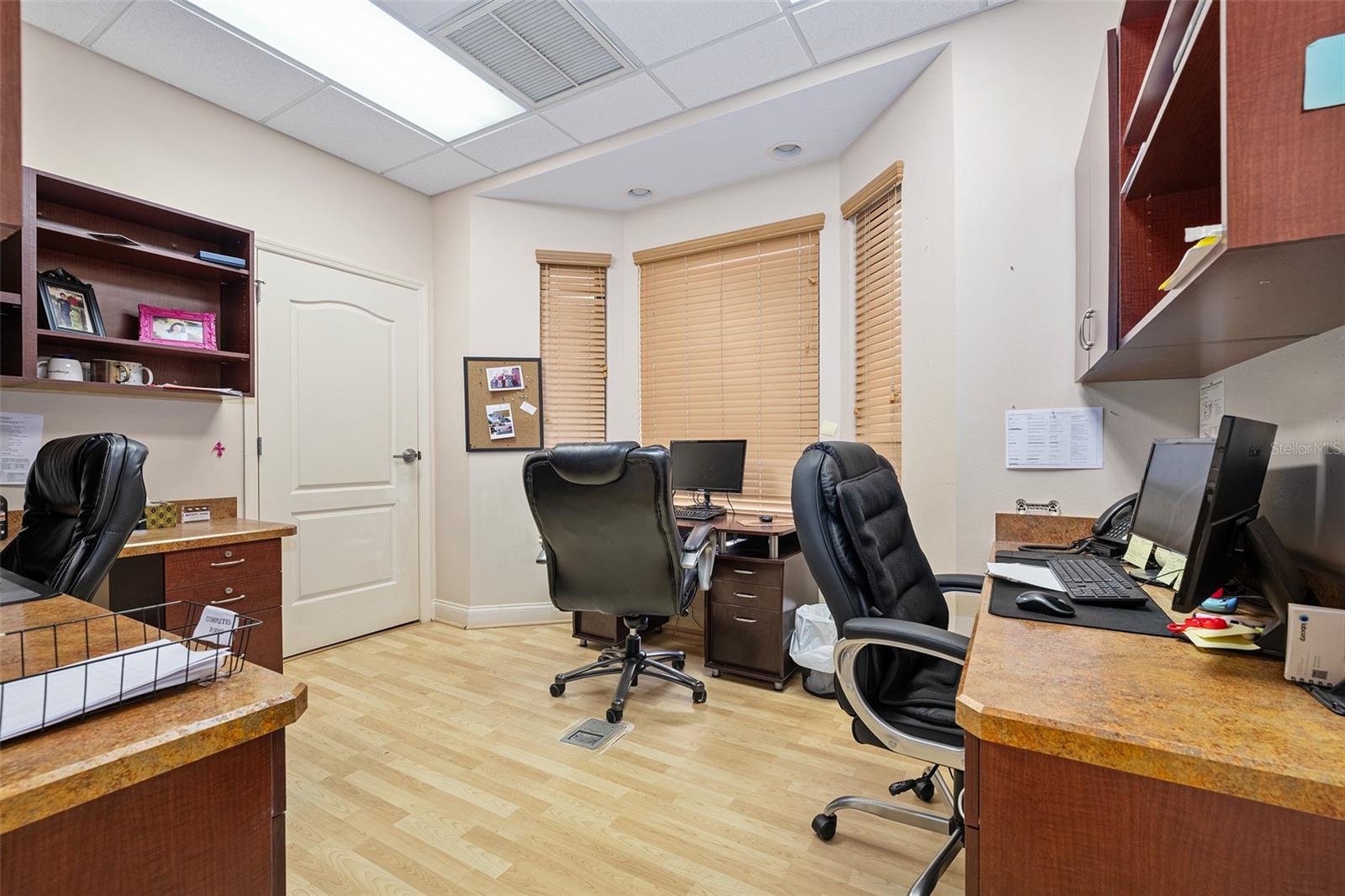 LAKESIDE PROFESSIONAL CENTER - Commercial Sale