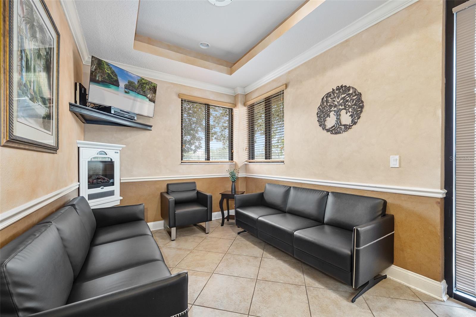 LAKESIDE PROFESSIONAL CENTER - Commercial Sale