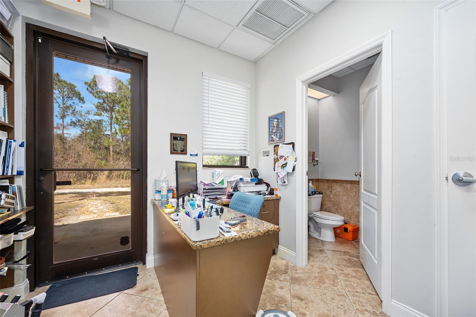 LAKESIDE PROFESSIONAL CENTER - Commercial Sale